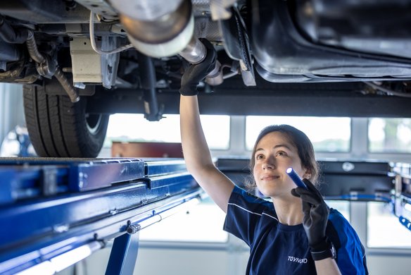 Fahrzeugprüfung TÜV Report: Fahrzeugprüfung