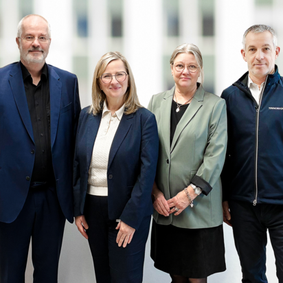 Wolfgang Wielpütz, Sandra Gerhatz und Ralf Thomsen (Business Unit Certification TÜV NORD) begrüßen RISE MNB Managerin Åsa Betten (2.v.r.) bei TÜV NORD in Essen (v.l.n.r.). Austausch RISE MNB und TÜV NORD